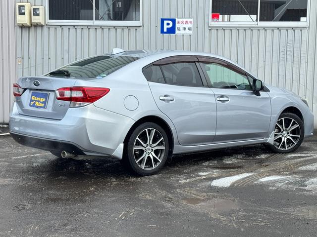 インプレッサＧ４ ２．０ｉ－Ｌ　アイサイト　１年距離無制限保証付・本州仕入・純正ナビ・フルセグＴＶ・Ｂカメラ・ＥＴＣ・ＬＥＤヘッドライト・スマートキー（8枚目）