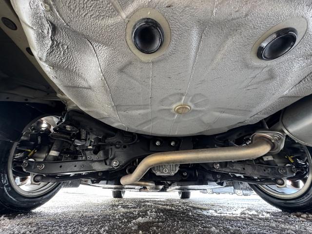 インプレッサＧ４ ２．０ｉ－Ｌ　アイサイト　１年距離無制限保証付・本州仕入・純正ナビ・フルセグＴＶ・Ｂカメラ・ＥＴＣ・ＬＥＤヘッドライト・スマートキー（11枚目）