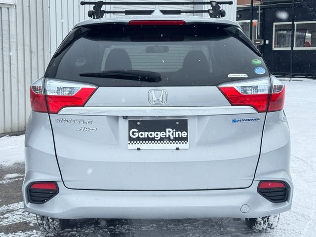 シャトル ハイブリッドＸ　ホンダセンシング　１年距離無制限保証付・本州仕入・純正ナビ・Ｂカメラ・ＴＶ・ＬＥＤヘッドライト・ＥＴＣ・ハーフレザー・コンフォートビューパッケージ・シートヒーター・スマートキー（6枚目）