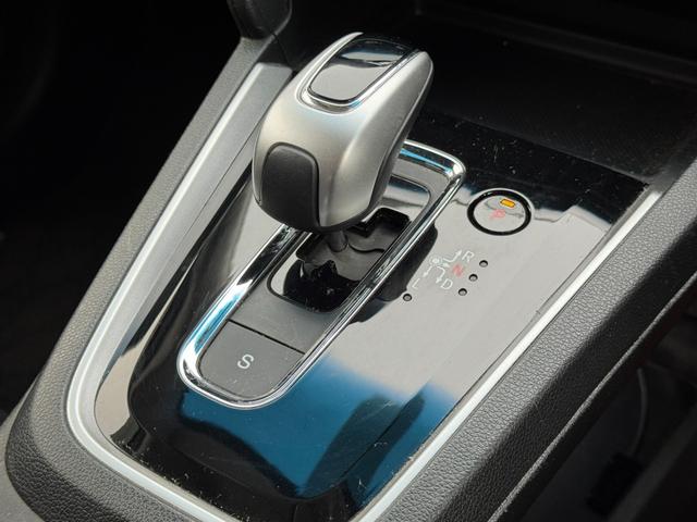 シャトル ハイブリッドＸ　ホンダセンシング　１年距離無制限保証付・本州仕入・純正ナビ・Ｂカメラ・ＴＶ・ＬＥＤヘッドライト・ＥＴＣ・ハーフレザー・コンフォートビューパッケージ・シートヒーター・スマートキー（30枚目）