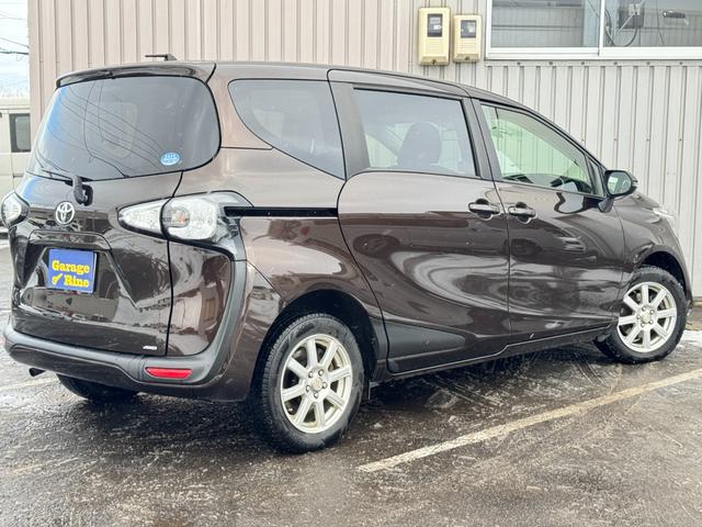 シエンタ Ｘ　中古車保証１年付・片側Ｐスラ・夏冬タイヤ付・純正ナビ・ＴＶ・バックカメラ・スマートキー・ＥＴＣ（8枚目）