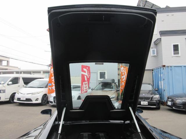ガヤルド ベースグレード　４ＷＤ　Ｅ－ギア　６段変速タイプ　ガラスエンジンフード　Ｖ型１０気筒０７Ｌタイプエンジン　レザーシート　５００ＰＳ　純正アルミ（38枚目）