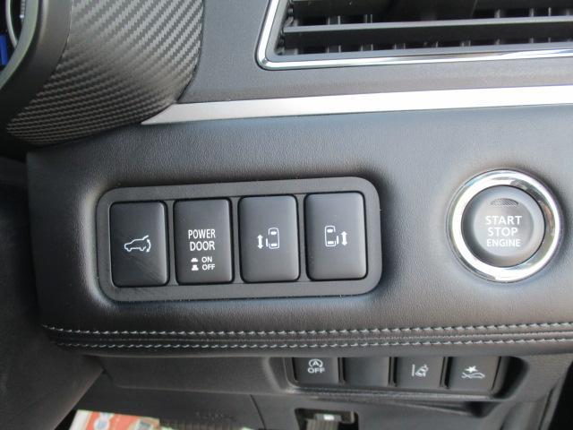 デリカＤ：５ アーバンギア　Ｇ　パワーパッケージ　４ＷＤ　バックカメラ　ＴＶ　オートクルーズコントロール　レーンアシスト　衝突被害軽減システム　両側電動スライドドア　ＬＥＤヘッドランプ　電動リアゲート　スマートキー　アイドリングストップ　３列シート（15枚目）