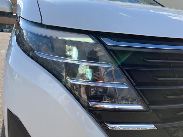 セレナ ハイウェイスターＶ　４ＷＤ　全周囲カメラ　ナビ　ＴＶ　クリアランスソナー　オートクルーズコントロール　衝突被害軽減システム　両側電動スライドドア　ＬＥＤヘッドランプ　スマートキー　アイドリングストップ　電動格納ミラー（15枚目）