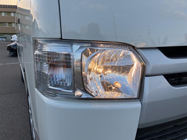 ハイエースバン ＤＸ　４ＷＤ　ドライブレコーダー　ＥＴＣ　ＴＶ　レーンアシスト　衝突被害軽減システム　スライドドア　オートマチックハイビーム　ＡＴ　ＣＤ　ミュージックプレイヤー接続可　Ｂｌｕｅｔｏｏｔｈ　ＡＢＳ　ＥＳＣ（14枚目）
