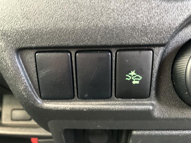 ハイエースバン ＤＸ　４ＷＤ　ドライブレコーダー　ＥＴＣ　ＴＶ　レーンアシスト　衝突被害軽減システム　スライドドア　オートマチックハイビーム　ＡＴ　ＣＤ　ミュージックプレイヤー接続可　Ｂｌｕｅｔｏｏｔｈ　ＡＢＳ　ＥＳＣ（56枚目）