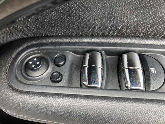 MINI クーパーD クロスオーバー オール4 4WD クリアランスソナー ナビ TV アルミホイール キーレスエントリー シートヒーター AT 盗難防止システム CD USB Bluetooth ABS ESC エアコン バックカメラ(55枚目)