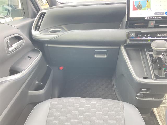 ヴォクシー S-Z ドライブレコーダー ナビ TV クリアランスソナー オートクルーズコントロール レーンアシスト 衝突被害軽減システム 両側電動スライドドア オートマチックハイビーム LEDヘッドランプ スマートキー(40枚目)