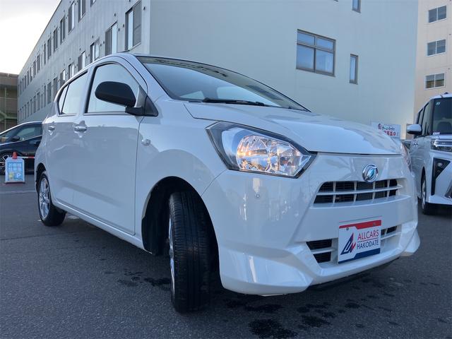 ミライース Ｌ　ＳＡＩＩＩ　４ＷＤ　クリアランスソナー　衝突被害軽減システム　オートマチックハイビーム　アイドリングストップ　ＣＶＴ　ＥＳＣ　ＣＤ　ミュージックプレイヤー接続可　アルミホイール　スタッドレスタイヤ付き（10枚目）