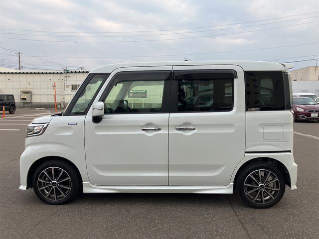 スペーシアカスタム ハイブリッドＸＳ　４ＷＤ　バックカメラ　両側電動スライドドア　クリアランスソナー　レーンアシスト　衝突被害軽減システム　スマートキー　アイドリングストップ　電動格納ミラー　シートヒーター　ベンチシート　ＣＶＴ（7枚目）