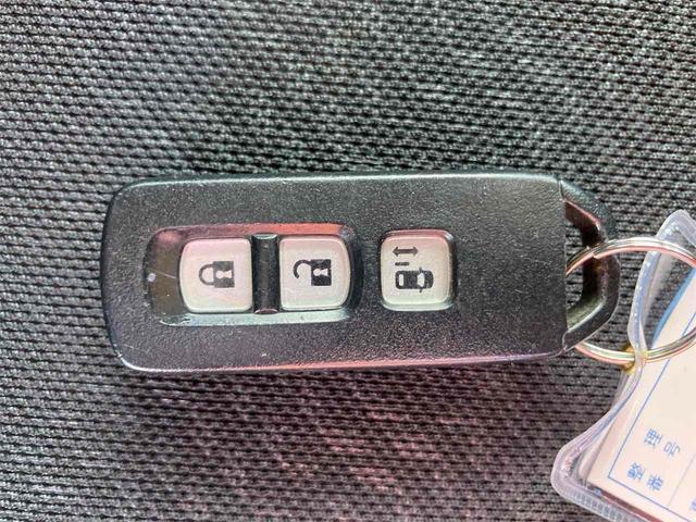 Ｎ－ＢＯＸカスタム Ｇ・Ａパッケージ　４ＷＤ　両側スライド・片側電動　ナビ　ＴＶ　衝突被害軽減システム　ＨＩＤ　スマートキー　アイドリングストップ　ベンチシート　ＣＶＴ　盗難防止システム　ＡＢＳ　ＥＳＣ　アルミホイール　エアコン（23枚目）