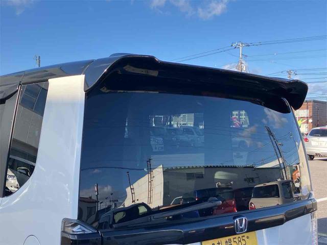 Ｎ－ＢＯＸカスタム Ｇ・Ａパッケージ　４ＷＤ　両側スライド・片側電動　ナビ　ＴＶ　衝突被害軽減システム　ＨＩＤ　スマートキー　アイドリングストップ　ベンチシート　ＣＶＴ　盗難防止システム　ＡＢＳ　ＥＳＣ　アルミホイール　エアコン（47枚目）