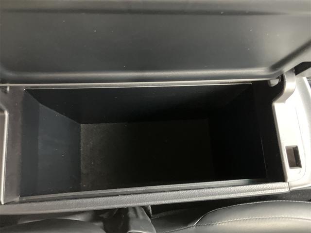 プリウス Ｓツーリングセレクション　４ＷＤ　ＥＴＣ　バックカメラ　ナビ　ＴＶ　アルミホイール　モデリスタエアロ　ＬＥＤヘッドランプ　ＣＶＴ　シートヒーター　スマートキー　盗難防止システム　　ＡＢＳ　ＥＳＣ　エアコン　パワーステアリング（41枚目）