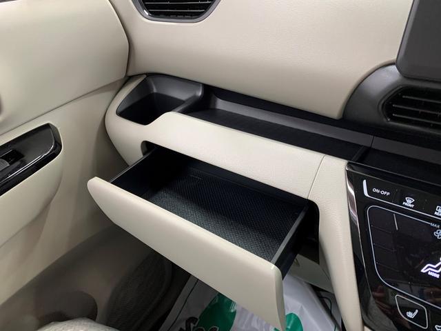 X 4WD ABS 横滑り防止装置 衝突軽減ブレーキ 障害物センサー スマートキー アイドリングストップ ベンチシート シートヒーター 片側電動スライドドア 盗難防止装置 バックカメラ(24枚目)