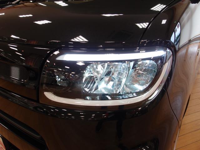 X 4WD スマートキー アイドリングストップ 横滑り防止装置 衝突軽減ブレーキシステム 障害物センサー 運転席・助手席シートヒーター 片側パワースライドドア 純正CDオーディオ(8枚目)