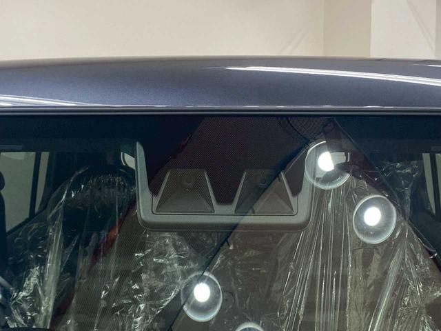 タフト X 4WD ガラスルーフ プッシュスタート オートライト 電動パーキングブレーキ ホールドスイッチ LEDヘッドライト バックカメラ スマートアシスト(41枚目)