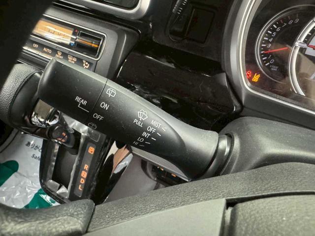 スペーシアカスタム ハイブリッドGS 4WD フルセグナビ バックカメラ エンジンスターター ドライブレコーダー 片側電動スライドドア プッシュスタート キーレス 衝突軽減ブレーキ 横滑防止 純正ホイール シートヒーター(16枚目)