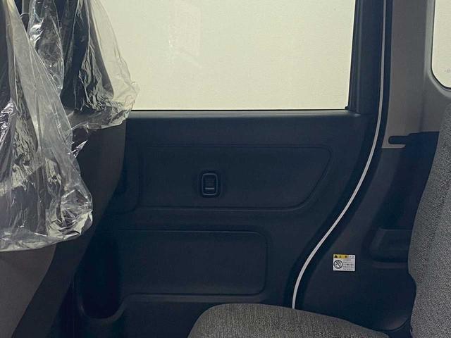 スペーシア ハイブリッドＧ　４ＷＤ　ＴＶナビ　バックカメラ　前席シートヒーター　オートエアコン　横滑防止　アイドリングストップ　ＥＴＣ　プッシュスタート　電動格納ミラー（39枚目）