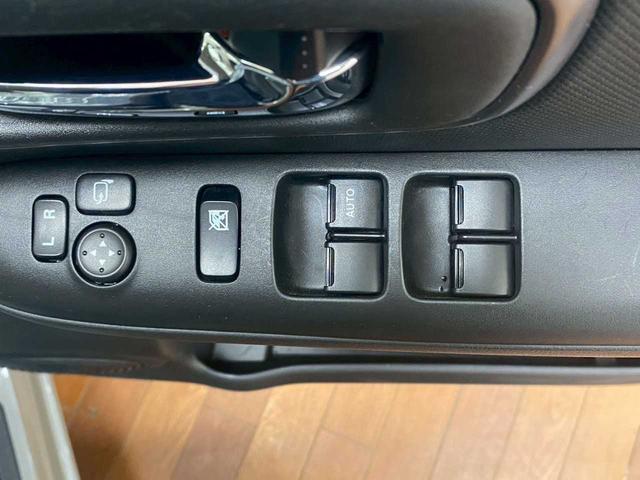 ワゴンＲスマイル ハイブリッドＳ　２トーンルーフパッケージ装着車　４ＷＤ　２トーン　フルセグナビ　バックカメラ　前後ドラレコ　エンジンスターター　ＥＴＣ　キーパー施行車　スズキセーフティサポート　片側電動スライドドア　プッシュスタート　オートライト　スマートキー（32枚目）