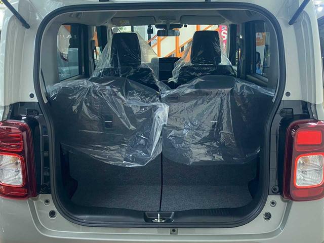 ワゴンＲスマイル ハイブリッドＳ　２トーンルーフパッケージ装着車　４ＷＤ　２トーン　フルセグナビ　バックカメラ　前後ドラレコ　エンジンスターター　ＥＴＣ　キーパー施行車　スズキセーフティサポート　片側電動スライドドア　プッシュスタート　オートライト　スマートキー（46枚目）