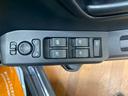 X 4WD ガラスルーフ プッシュスタート オートライト 電動パーキングブレーキ ホールドスイッチ LEDヘッドライト バックカメラ スマートアシスト(28枚目)