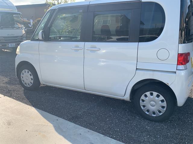 タント Ｌ　４ＷＤ　スライドドア　ナビ　キーレスエントリー　電動格納ミラー　ベンチシート　ＡＴ　盗難防止システム　ＣＤ　衝突安全ボディ　エアコン　パワーステアリング　パワーウィンドウ（17枚目）