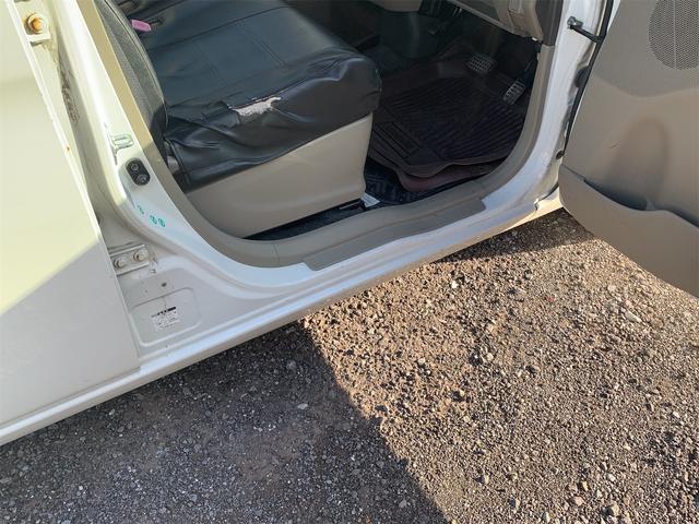 タント Ｌ　４ＷＤ　スライドドア　ナビ　キーレスエントリー　電動格納ミラー　ベンチシート　ＡＴ　盗難防止システム　ＣＤ　衝突安全ボディ　エアコン　パワーステアリング　パワーウィンドウ（28枚目）