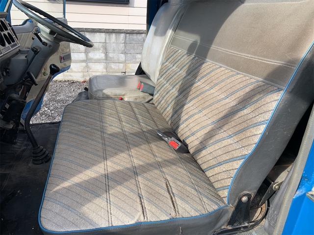 タイタントラック ダンプ　ＭＴ　後輪ダブル（16枚目）