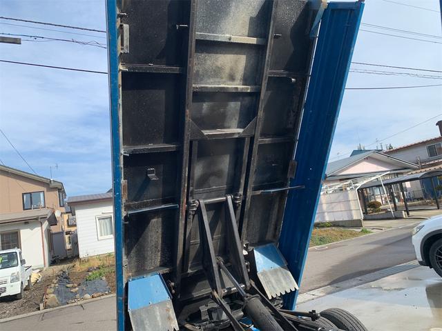 タイタントラック ダンプ　ＭＴ　後輪ダブル（30枚目）