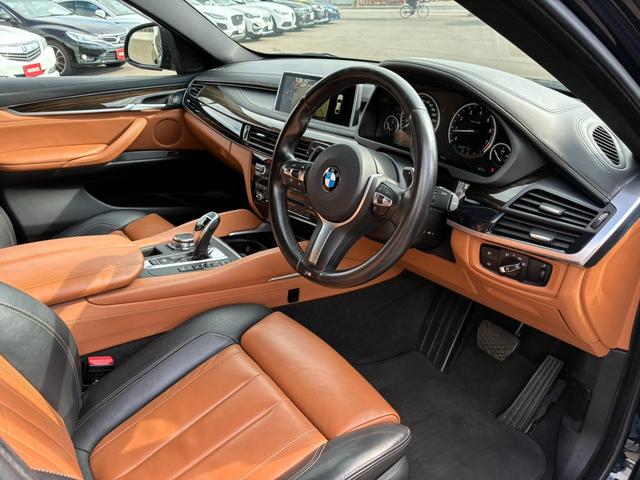 Ｘ６ ｘＤｒｉｖｅ　３５ｉ　Ｍスポーツ　３０００ガソリンターボ　４ＷＤ　エクスクルーシブナッパレザーシート　前後４席シートヒーター　レザーフィニッシュダッシュボード　純正２０アルミ　ナビバックカメラ　パワーバックドア　スマートキースペア（12枚目）