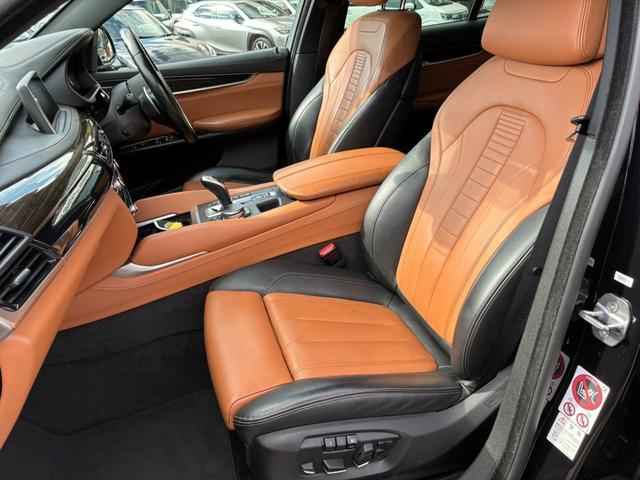 Ｘ６ ｘＤｒｉｖｅ　３５ｉ　Ｍスポーツ　３０００ガソリンターボ　４ＷＤ　エクスクルーシブナッパレザーシート　前後４席シートヒーター　レザーフィニッシュダッシュボード　純正２０アルミ　ナビバックカメラ　パワーバックドア　スマートキースペア（16枚目）