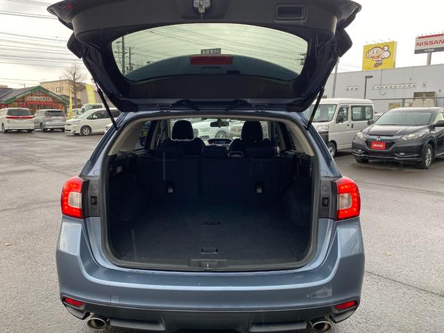 レヴォーグ １．６ＧＴ－Ｓアイサイト　ＡＷＤ　４ＷＤ／ダイヤトーンナビゲーション／バックモニター／ＥＴＣ／パドルシフト／純正アルミホイール／電動パーキングブレーキ（20枚目）