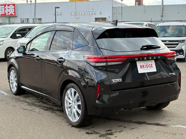 オーラ Ｇ　ＦＯＵＲ　１．２ガソリン　４ＷＤ　純正ナビＴＶ　アラウンドビューモニター　ＢＯＺＥサウンド　レザーコンビシート　シートヒーター　プロパイロットクルコン　ＥＴＣ　ドラレコ　スマートキー（4枚目）