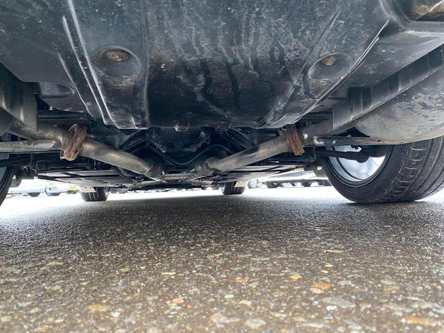 フーガ ３７０ＧＴ　ＦＯＵＲ　４ＷＤ／社外スポイラー／社外２０インチアルミホイール／ハーフレザーシート／ローダウン／純正ナビゲーション／バックモニター／ＥＴＣ／パワーオットマン／（43枚目）