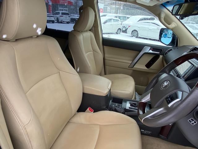 ランドクルーザープラド TZ-G 寒冷地仕様車/ディーゼルターボ/ベージュ革シート/シートヒーター/クールボックス/リアエアサスペンション/クルコン/ETC/ドラレコ/3列目電動格納/純正エンスタ/(15枚目)