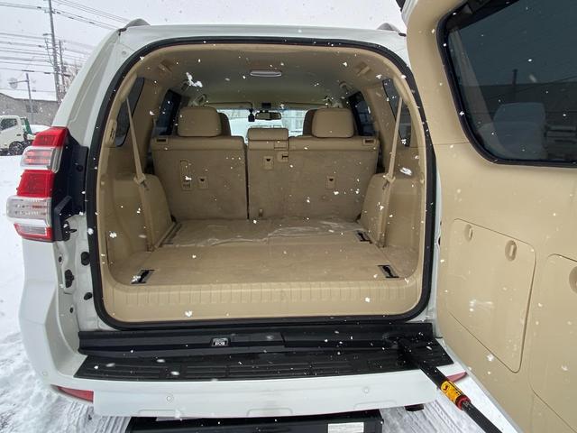 ランドクルーザープラド TZ-G 寒冷地仕様車/ディーゼルターボ/ベージュ革シート/シートヒーター/クールボックス/リアエアサスペンション/クルコン/ETC/ドラレコ/3列目電動格納/純正エンスタ/(22枚目)