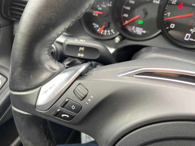 ９１１ ９１１カレラ４　スポーツクロノパッケージ　４ＷＤ／２０インチ純正ＯＰアルミホイール／サンルーフ／シートヒーター＆ベンチレーション／パドルシフト／ナビゲーション／バックカメラ／ＥＴＣ（22枚目）