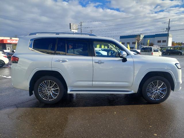 ランドクルーザー ZX 3300ccディーゼルターボ 12.3型JBLナビ全方位カメラ サンルーフ ルーフレール 純正ヒッチメンバー デフロック ETC ハンドルヒーター シートヒーター ベージュ内装(12枚目)