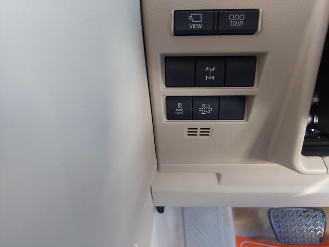 ランドクルーザー ZX 3300ccディーゼルターボ 12.3型JBLナビ全方位カメラ サンルーフ ルーフレール 純正ヒッチメンバー デフロック ETC ハンドルヒーター シートヒーター ベージュ内装(30枚目)