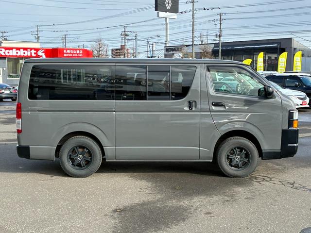 ハイエースバン ロングスーパーGL 4ナンバー貨物1年車検 色替全塗装 ベッドキット シートカバー ナビ バックカメラ リヤヒーター リヤクーラー(7枚目)
