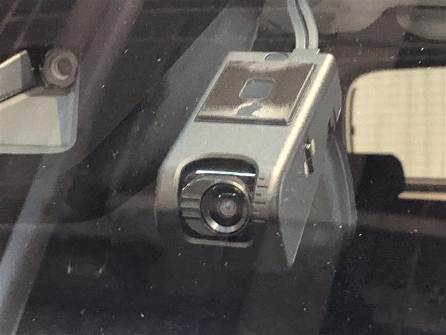 ライズ Ｚ　Ｂカメ　アイドリングＳＴＯＰ　イモビライザー　横滑り防止機能　ＬＥＤヘッドライト　寒冷地仕様　オートクルーズコントロール　アルミホイール　エアバッグ　スマートキ　４ＷＤ車　パワーウィンドウ　ＡＢＳ（6枚目）