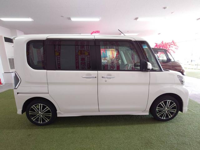 タント カスタムＲＳ　トップエディションＳＡＩＩ　純正８インチナビ　Ｂｌｕｅｔｏｏｔｈオーディオ　フルセグ　バックカメラ　両側電動スライドドア　寒冷地仕様　コネクテッドローン　プッシュスタート　ＬＥＤヘッドライト　スマートアシストＩＩ　エコアイドル（10枚目）