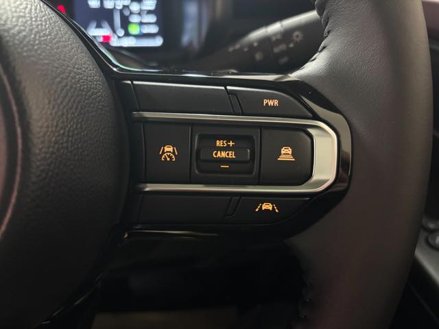 スペーシアカスタム ハイブリッドＸＳターボ　４ＷＤ　全方位ナビ　フルセグＴＶ　寒冷地仕様　両側電動スライドドア　ヘッドアップディスプレイ　デュアルブレーキサポートＩＩ（26枚目）
