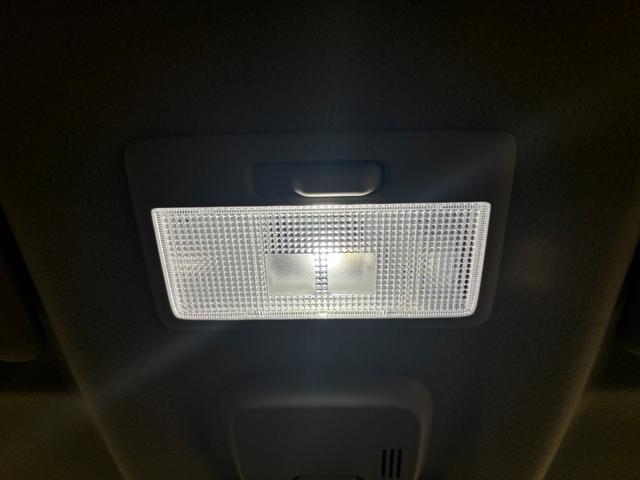 スペーシアカスタム ハイブリッドＸＳターボ　４ＷＤ　全方位ナビ　フルセグＴＶ　寒冷地仕様　両側電動スライドドア　ヘッドアップディスプレイ　デュアルブレーキサポートＩＩ（56枚目）