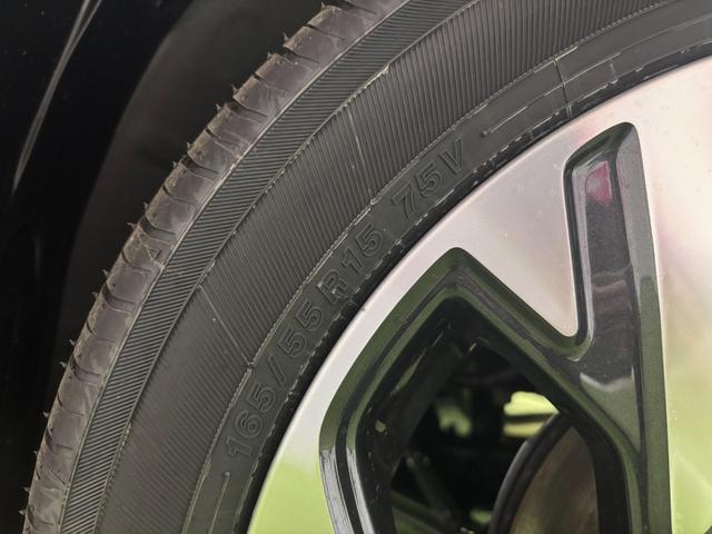 スペーシアカスタム ハイブリッドＸＳターボ　４ＷＤ　全方位ナビ　フルセグＴＶ　寒冷地仕様　両側電動スライドドア　ヘッドアップディスプレイ　デュアルブレーキサポートＩＩ（61枚目）