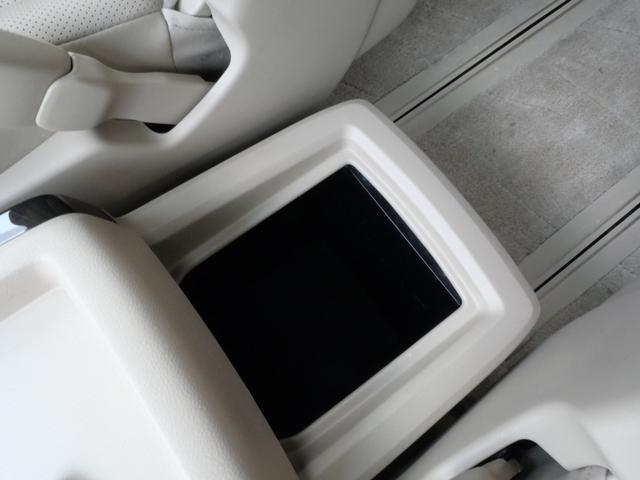 ヴェルファイア ３．５Ｖ　Ｌエディション　純正ナビＴＶ　後席フリップＤモニタ　パノラミックビューＭ　アドミレーション　寒冷地　２０インチアルミ　エグゼクティブ革パワーシート　サンルーフ　左右後自動ドア　ワイパー熱線　キセノン　ＡＣ１００Ｖ（45枚目）