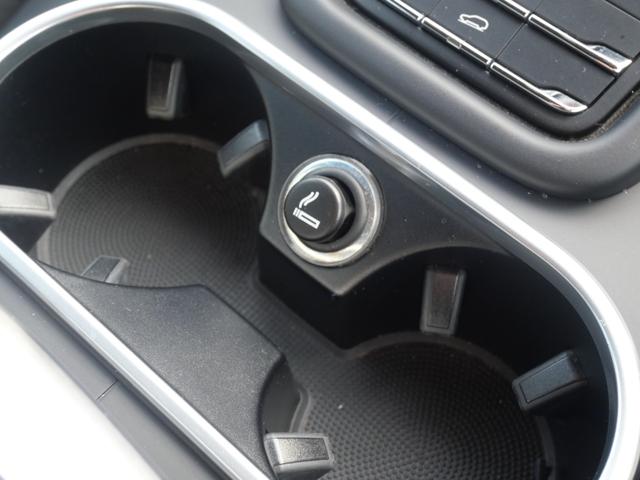 カイエン 純正ナビTVフルセグ Bカメラ パワーバックドア サンルーフ キセノン 本革シート シートヒーター クルーズコントロール サイドカメラ 純正21AW フロアーマット リヤスポ ETC アイドリングS(17枚目)