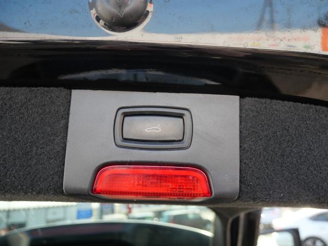 カイエン 純正ナビTVフルセグ Bカメラ パワーバックドア サンルーフ キセノン 本革シート シートヒーター クルーズコントロール サイドカメラ 純正21AW フロアーマット リヤスポ ETC アイドリングS(33枚目)