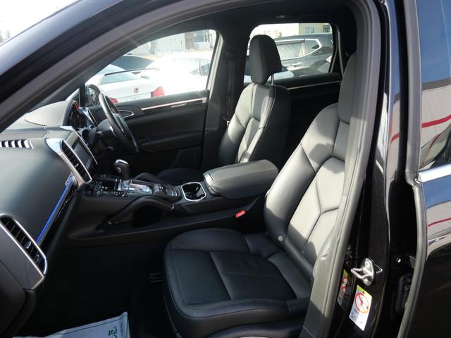 カイエン 純正ナビTVフルセグ Bカメラ パワーバックドア サンルーフ キセノン 本革シート シートヒーター クルーズコントロール サイドカメラ 純正21AW フロアーマット リヤスポ ETC アイドリングS(38枚目)