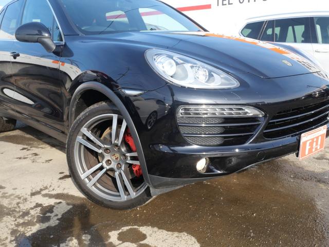 カイエン 純正ナビTVフルセグ Bカメラ パワーバックドア サンルーフ キセノン 本革シート シートヒーター クルーズコントロール サイドカメラ 純正21AW フロアーマット リヤスポ ETC アイドリングS(50枚目)